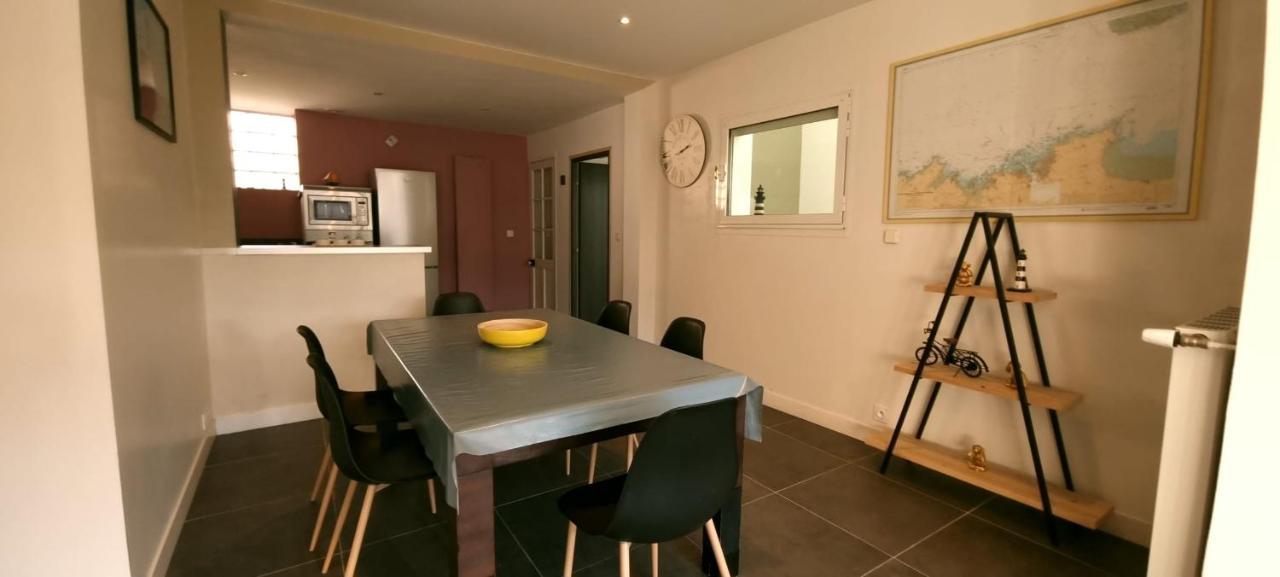 דינאר House With Terrace Near The Beach מראה חיצוני תמונה