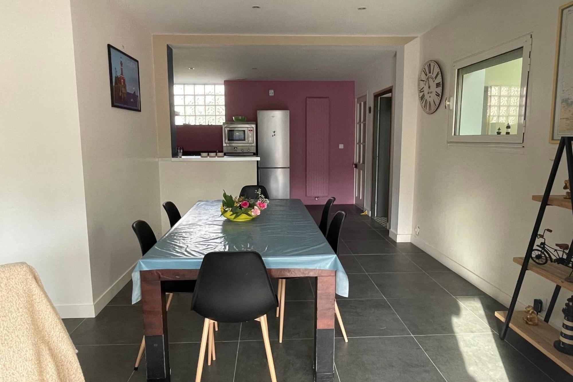 דינאר House With Terrace Near The Beach מראה חיצוני תמונה